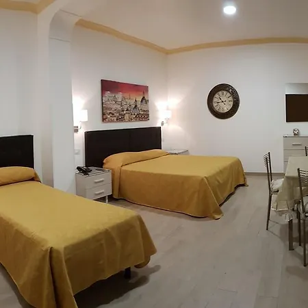 Hotel Artorius 2*