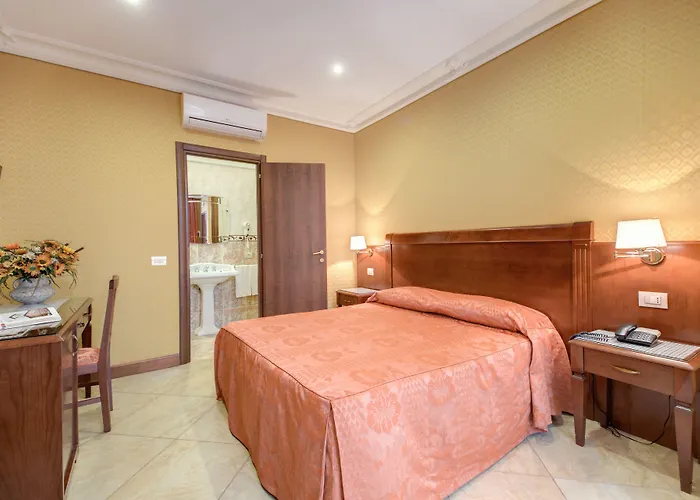 阿托黎斯酒店 2*